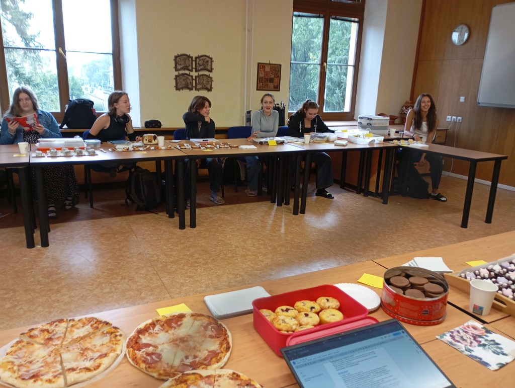 JAK JSME PEKLI, ABYCHOM&nbsp;POMOHLI…